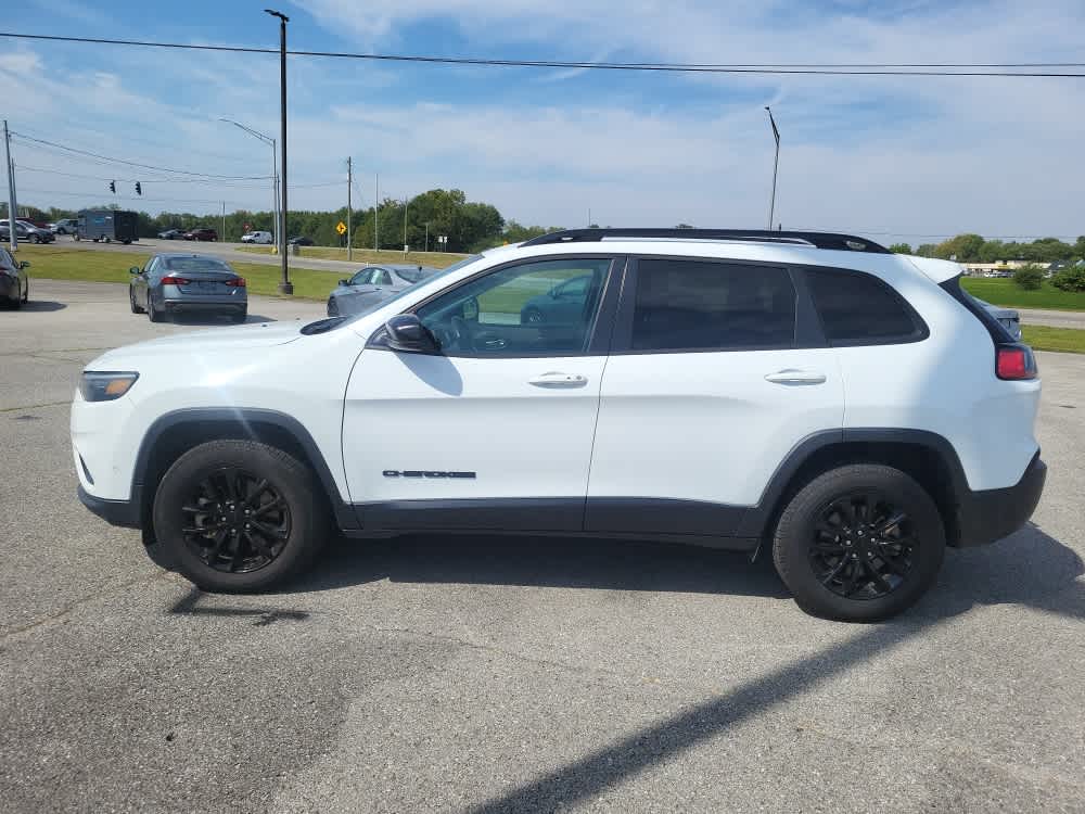 2023 Jeep Cherokee Altitude Lux