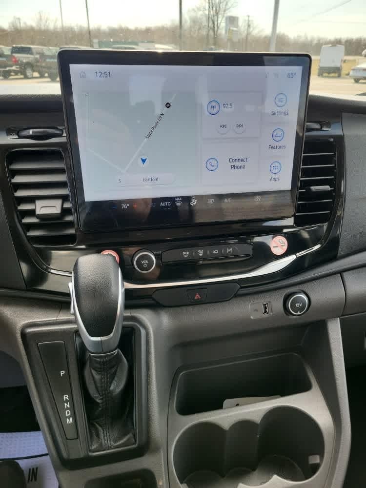 2023 Ford Transit Passenger Wagon XLT