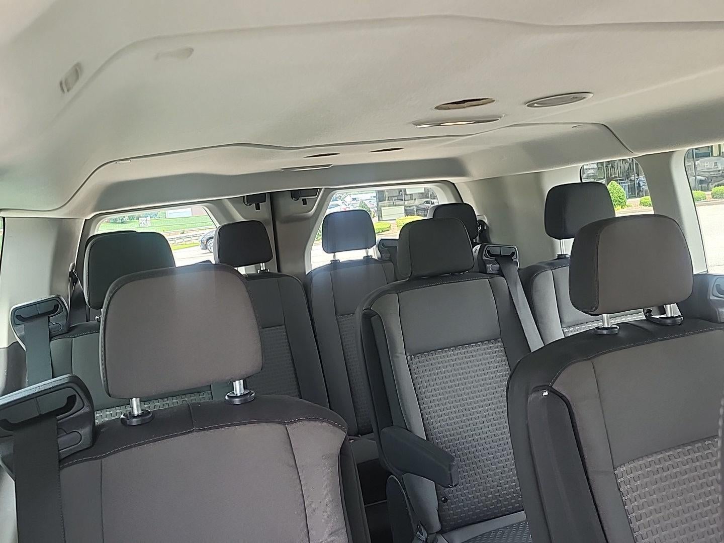2023 Ford Transit Passenger Wagon XLT