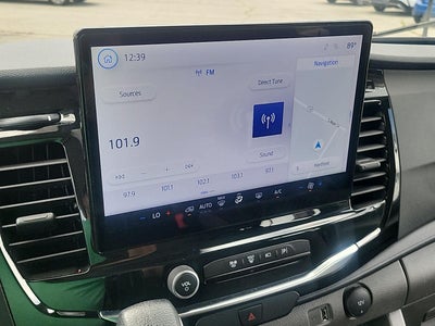 2023 Ford Transit Passenger Wagon XLT