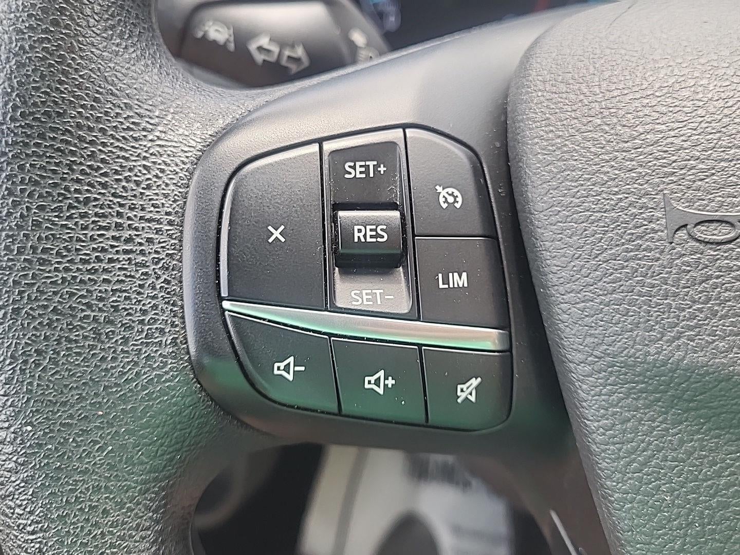 2023 Ford Transit Passenger Wagon XLT