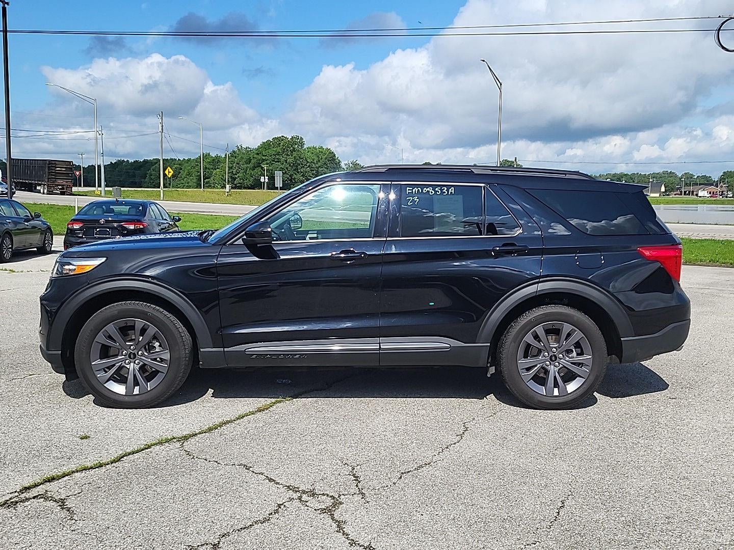 2023 Ford Explorer XLT