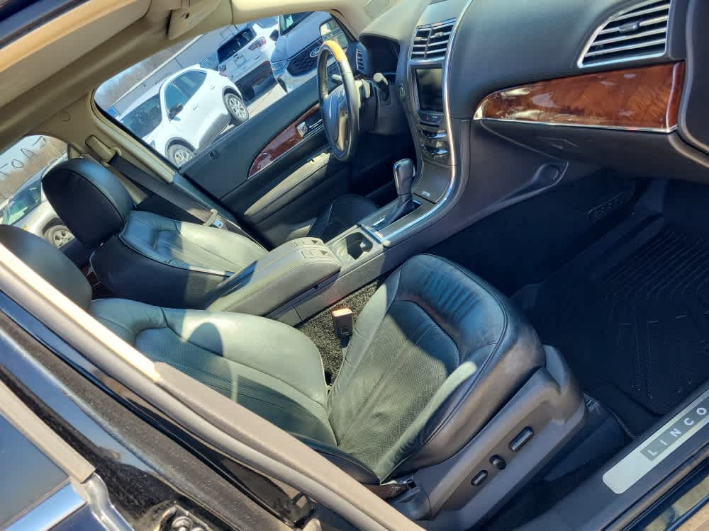 2013 Lincoln MKX FWD 4dr