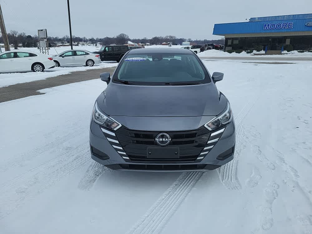 2023 Nissan Versa SV