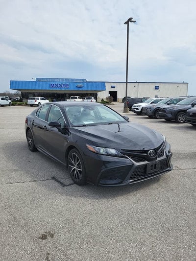 2024 Toyota Camry SE