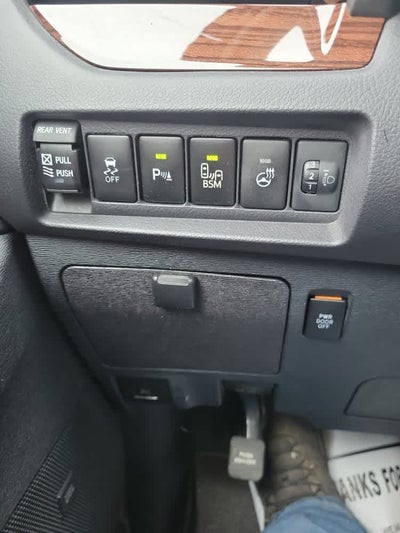 2016 Toyota Sienna Ltd Premium