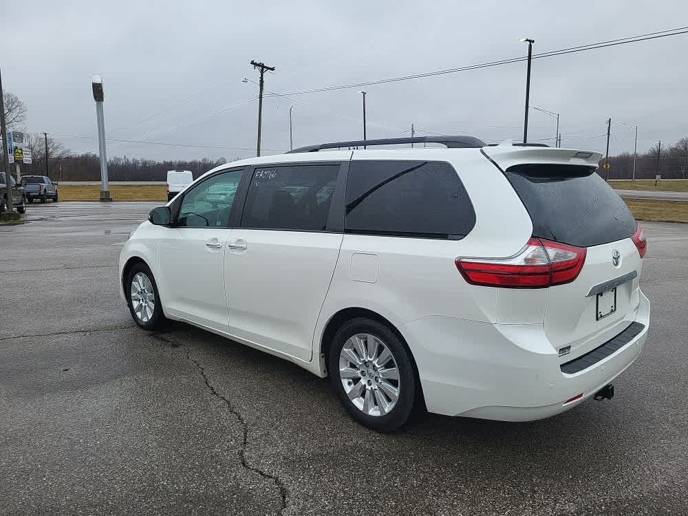2016 Toyota Sienna Ltd Premium