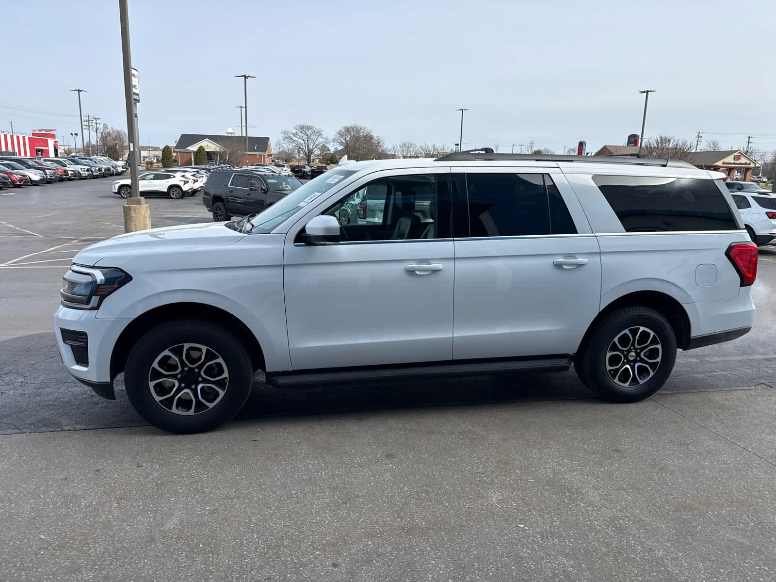 2024 Ford Expedition Max XLT