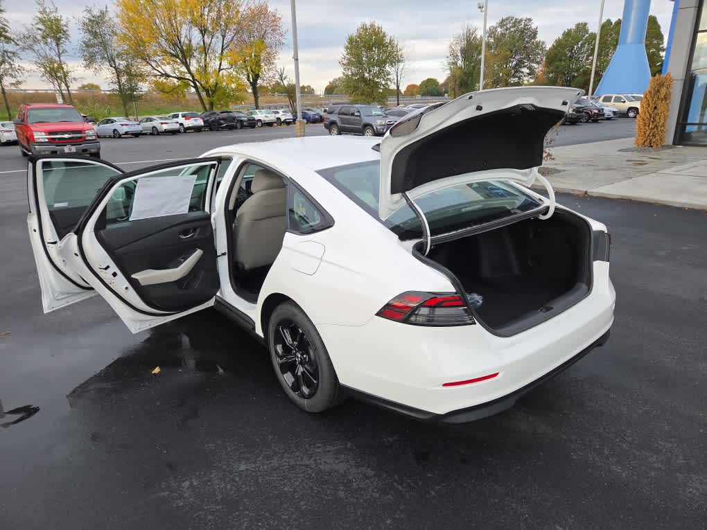 2025 Honda Accord SE