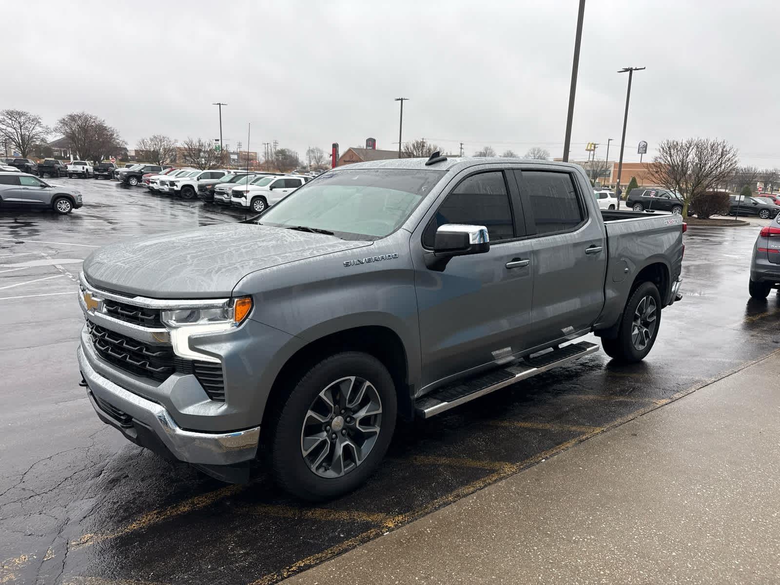 2023 Chevrolet Silverado 1500 LT (2FL)