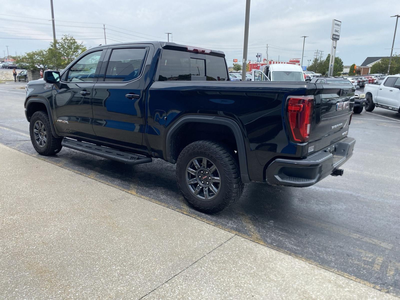 2024 GMC Sierra 1500 AT4X