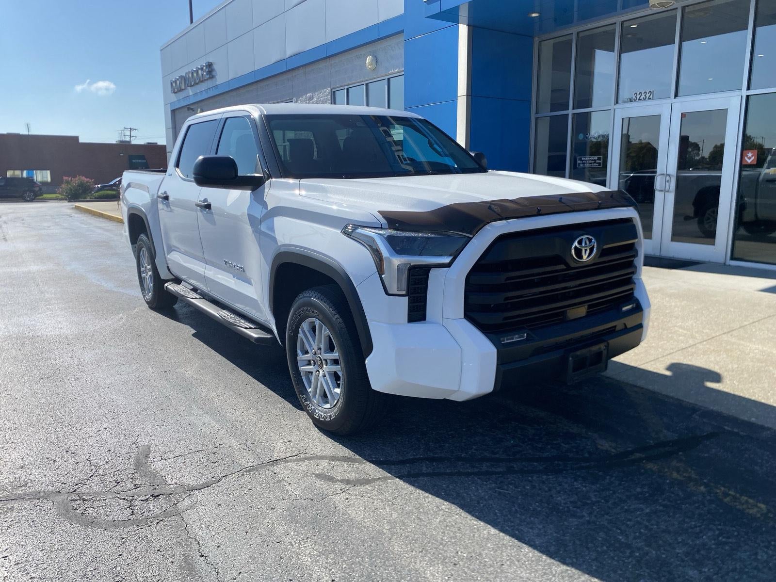 2022 Toyota Tundra 4WD SR5
