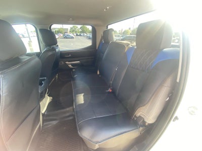 2022 Toyota Tundra 4WD SR5