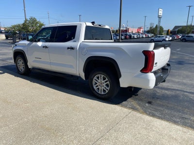 2022 Toyota Tundra 4WD SR5