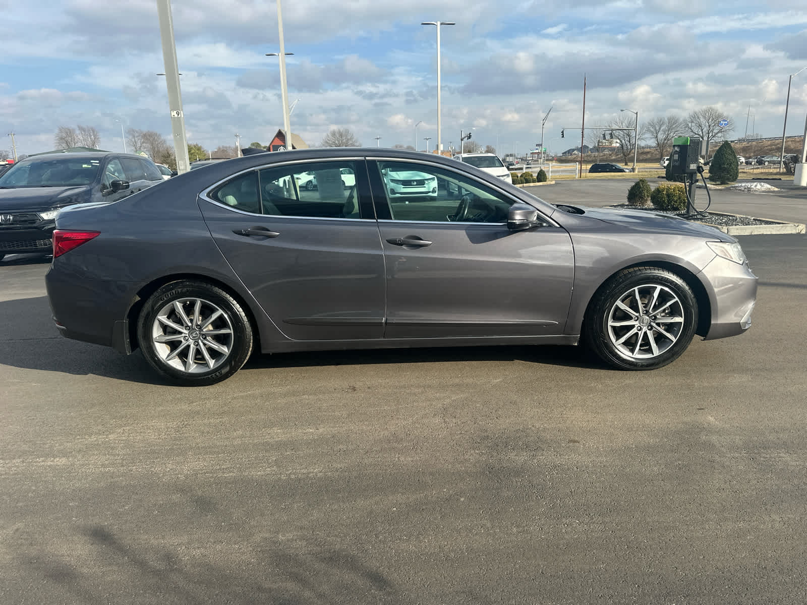 2019 Acura TLX w/Technology Pkg
