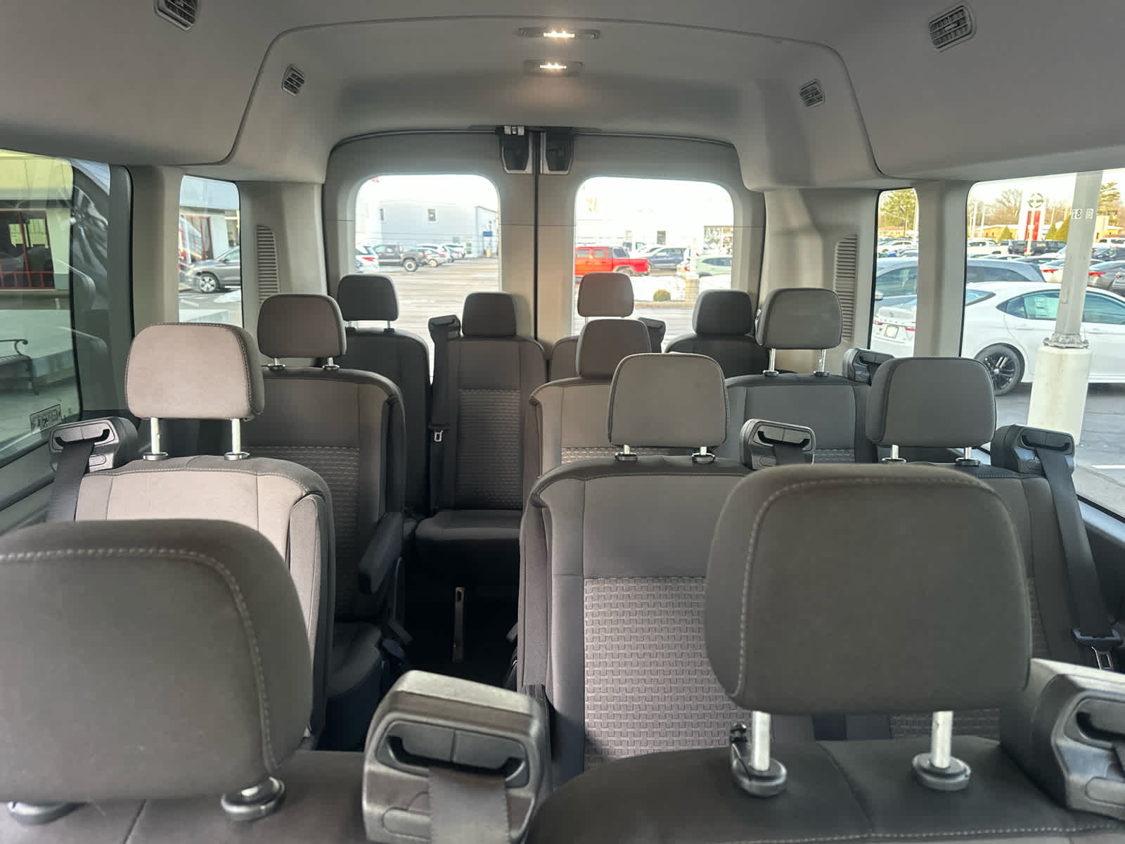 2023 Ford Transit Passenger Wagon XLT