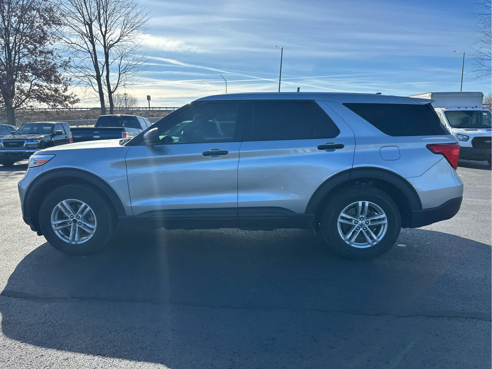 2023 Ford Explorer Base