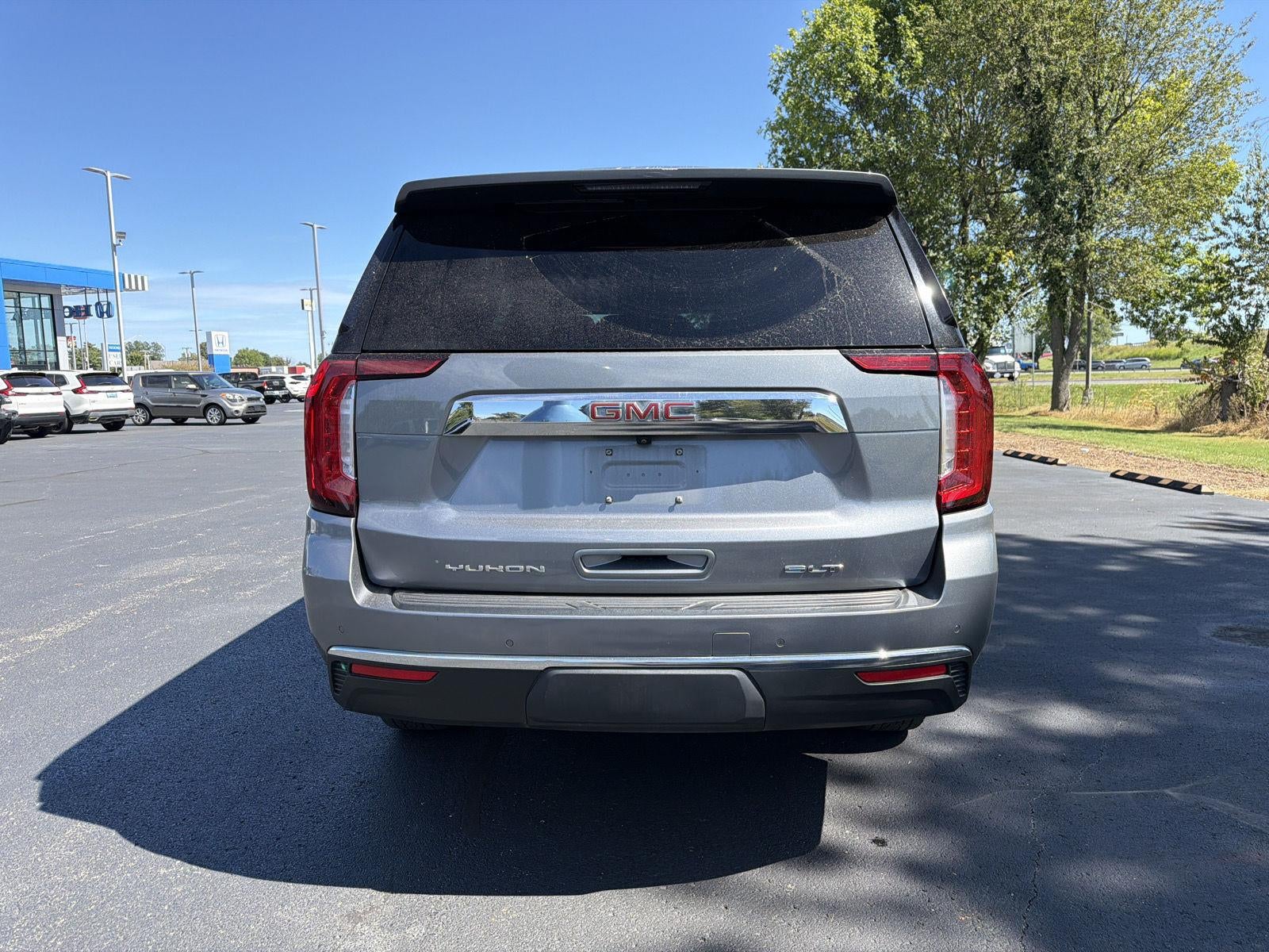2022 GMC Yukon XL SLT