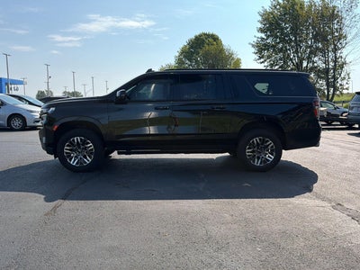 2023 Chevrolet Suburban RST