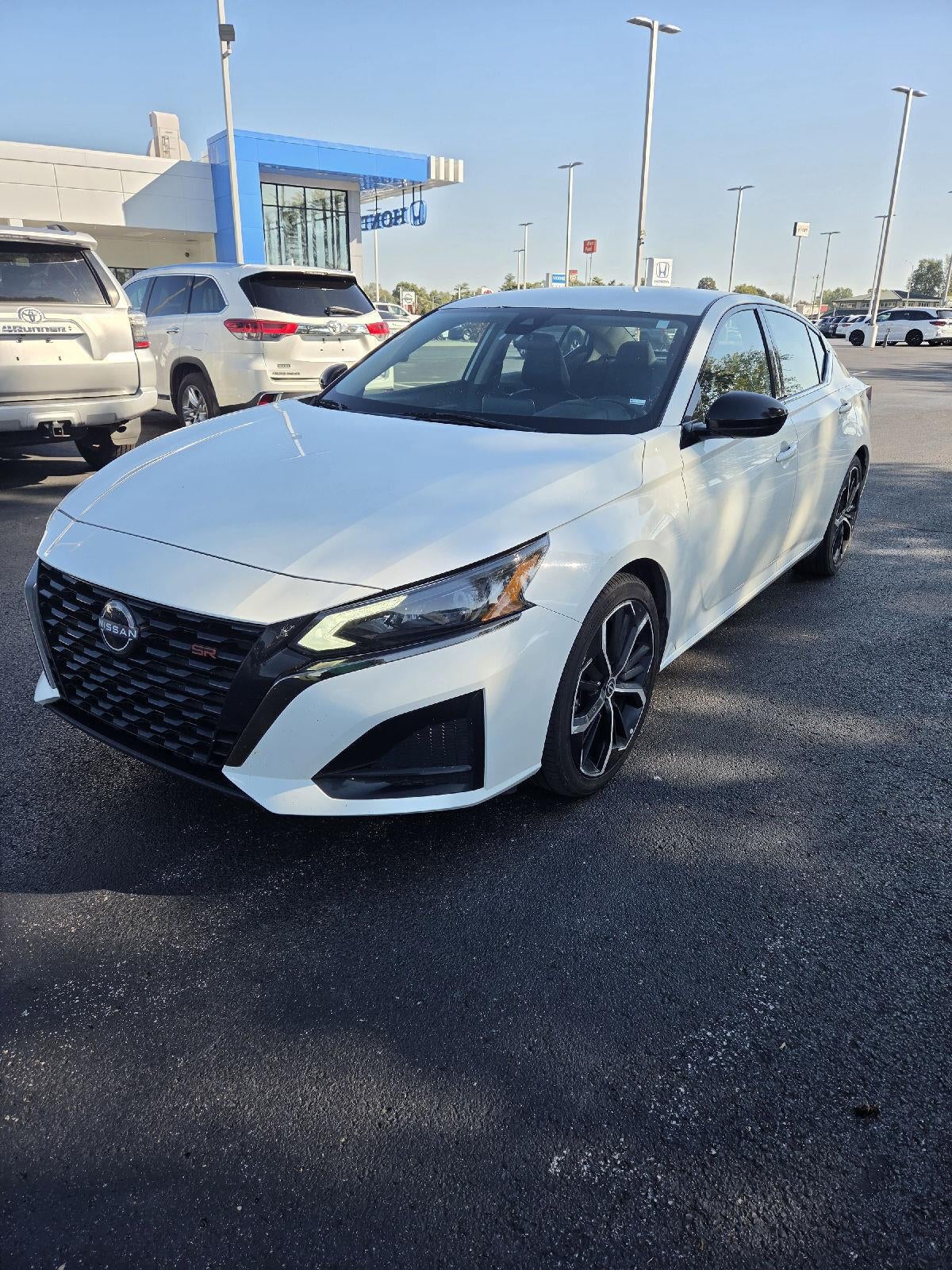 2024 Nissan Altima 2.5 SR