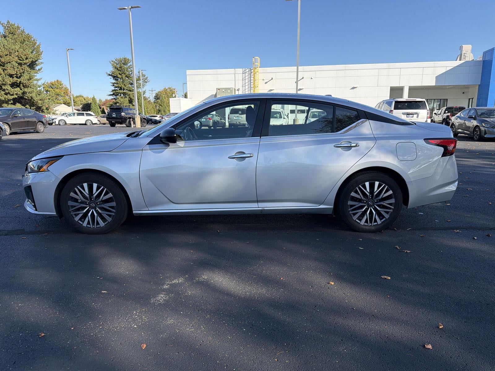 2025 Nissan ALTIMA SV