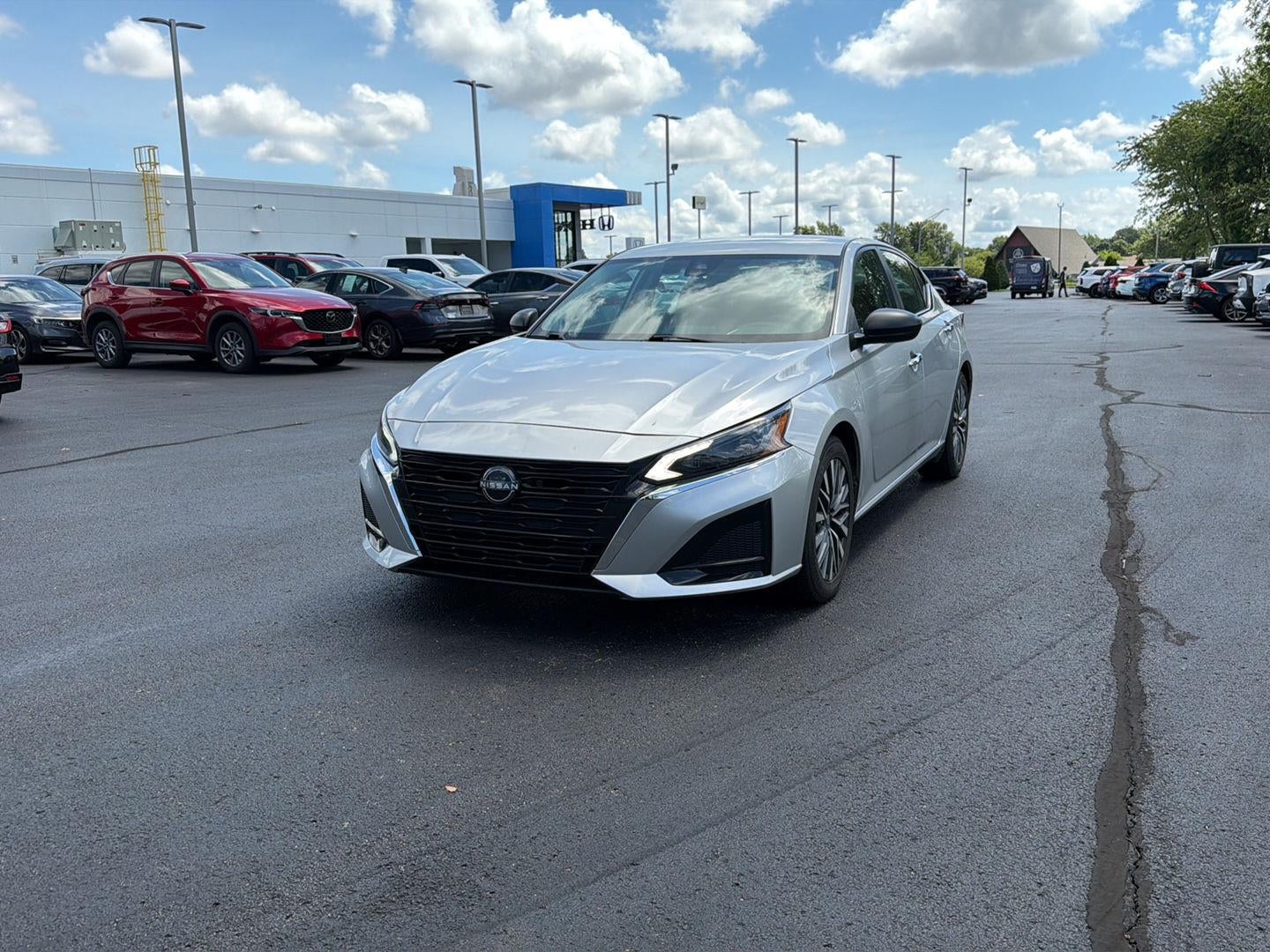 2025 Nissan Altima SV