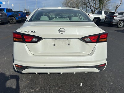 2025 Nissan Altima SV
