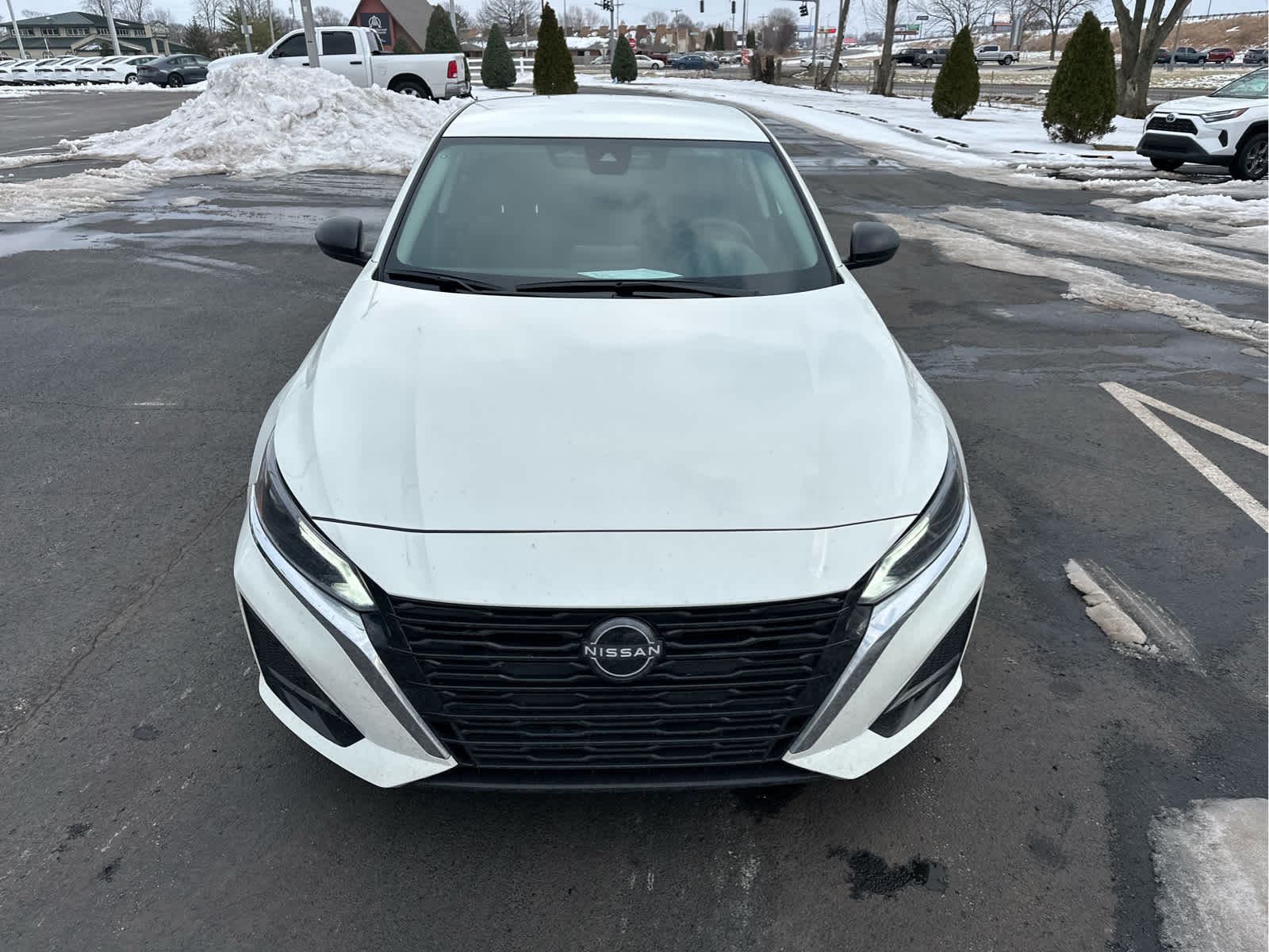 2025 Nissan Altima SV