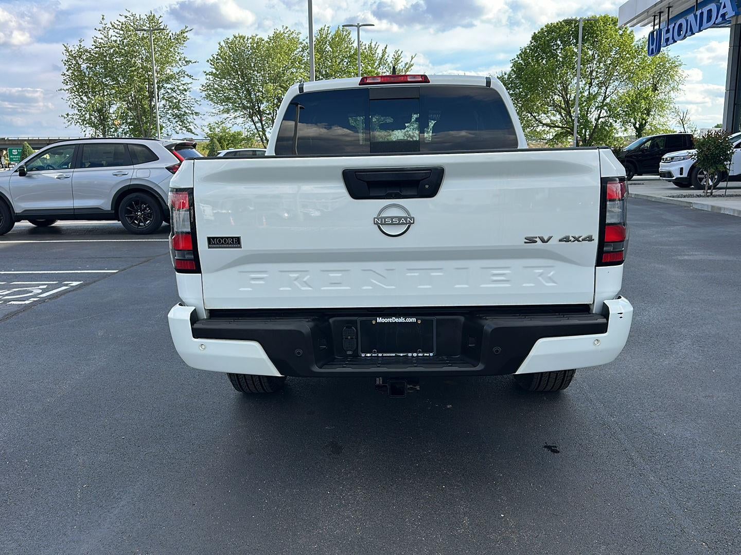 2023 Nissan Frontier SV