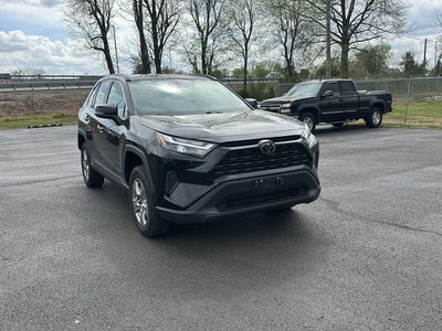 2024 TOYOTA TRUCK RAV4 XLE