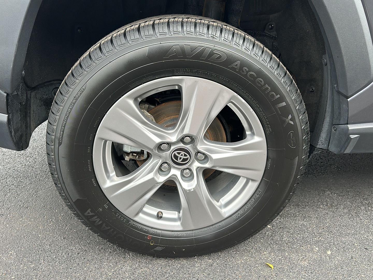 2024 Toyota RAV4 XLE