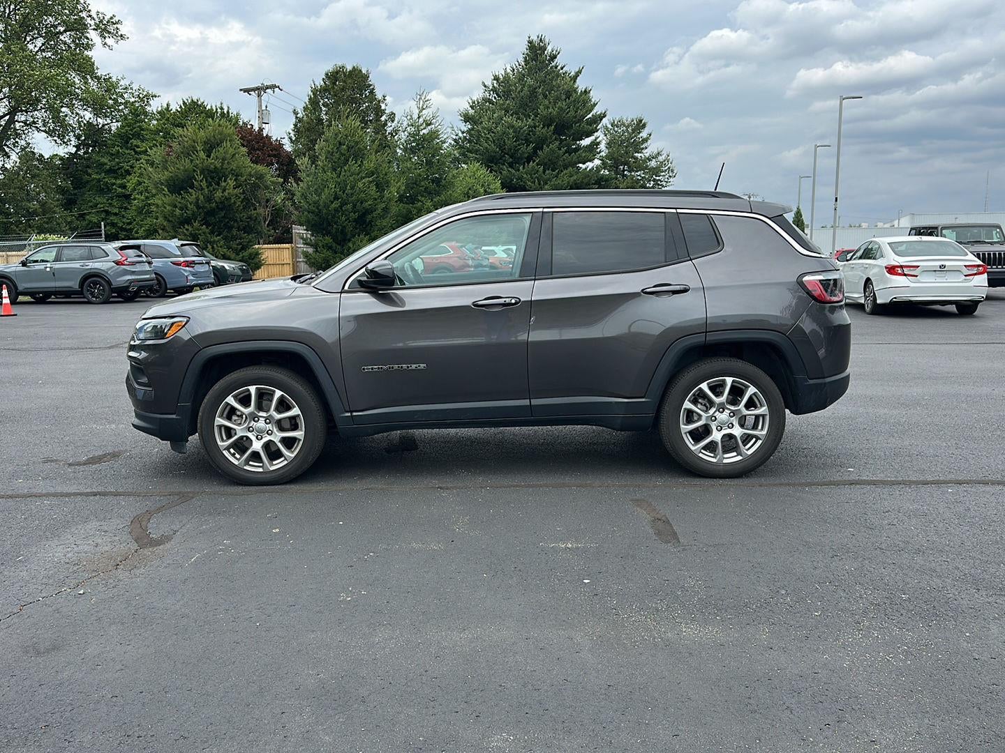 2022 Jeep Compass Latitude Lux