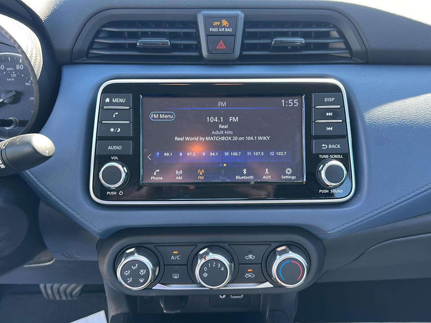 2025 Nissan Versa SV