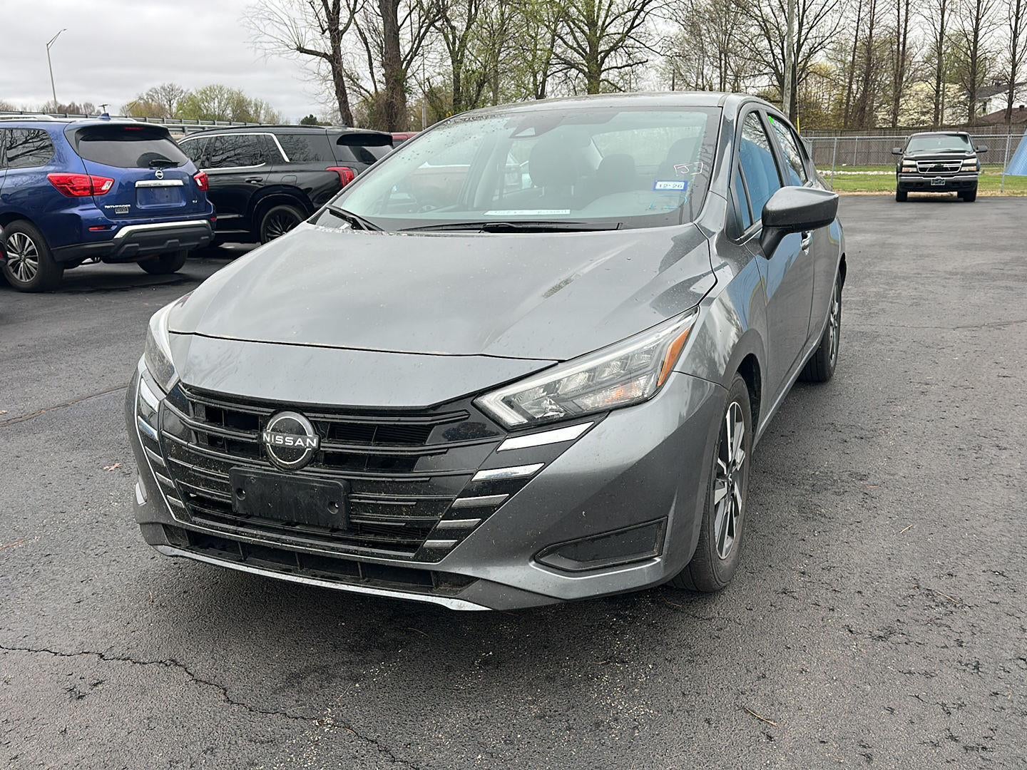 2025 Nissan Versa SV