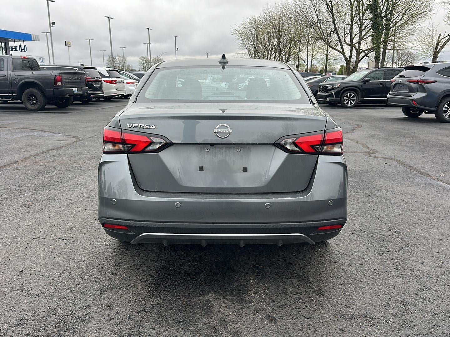 2025 Nissan Versa SV