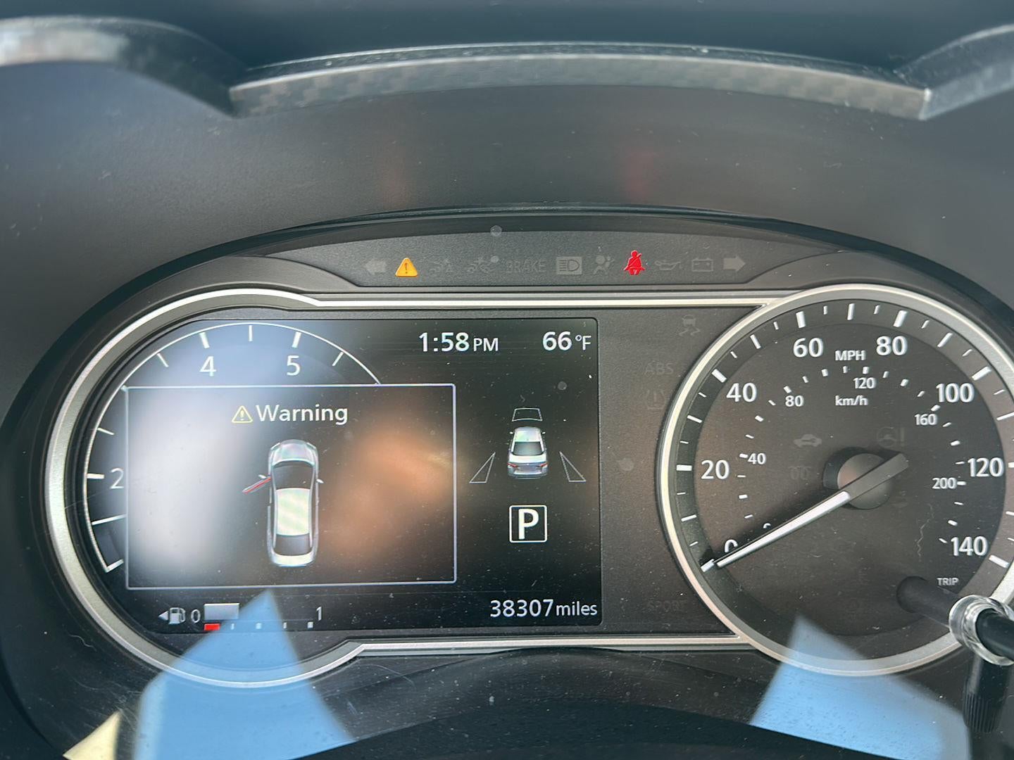 2023 Nissan VERSA SR