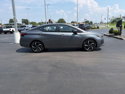 2024 Nissan Versa SR