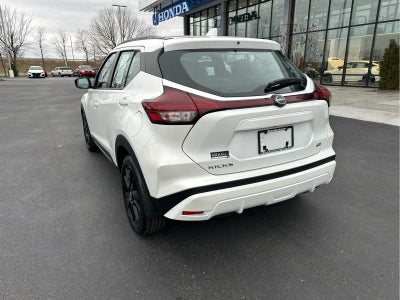 2024 Nissan Kicks SR