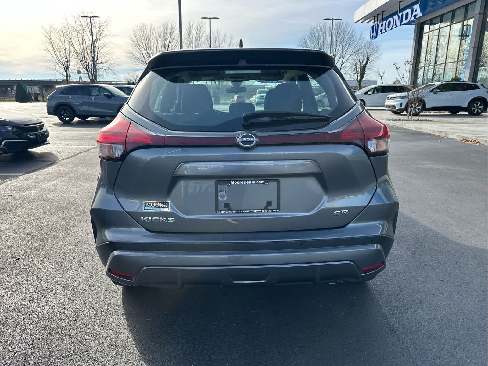 2024 Nissan Kicks SR