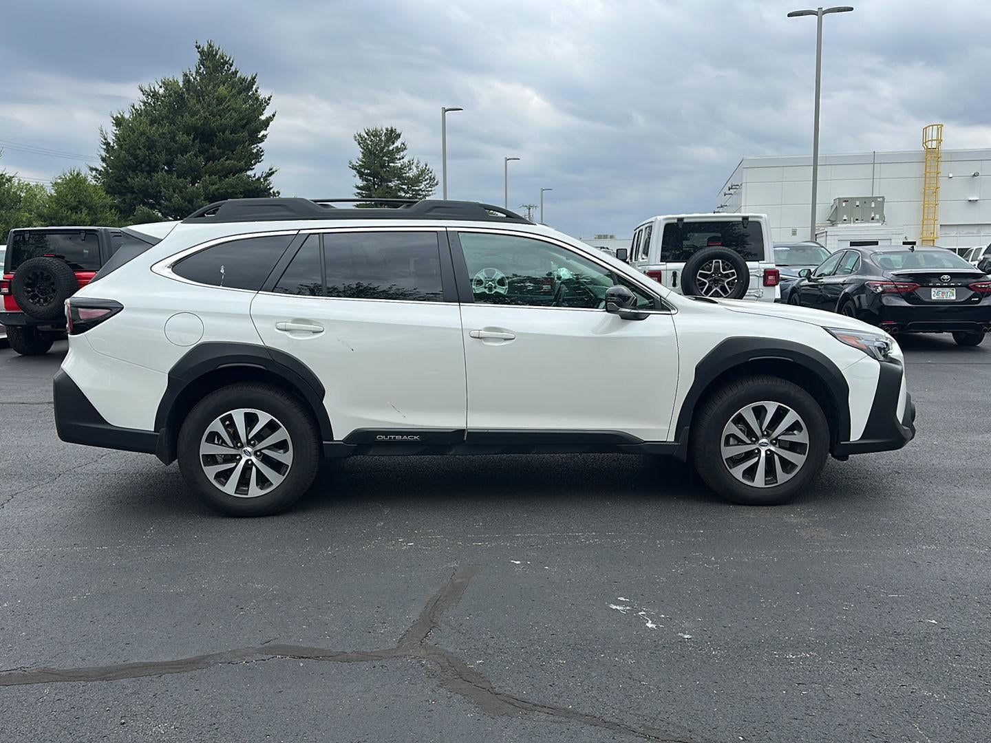2025 Subaru Outback Premium