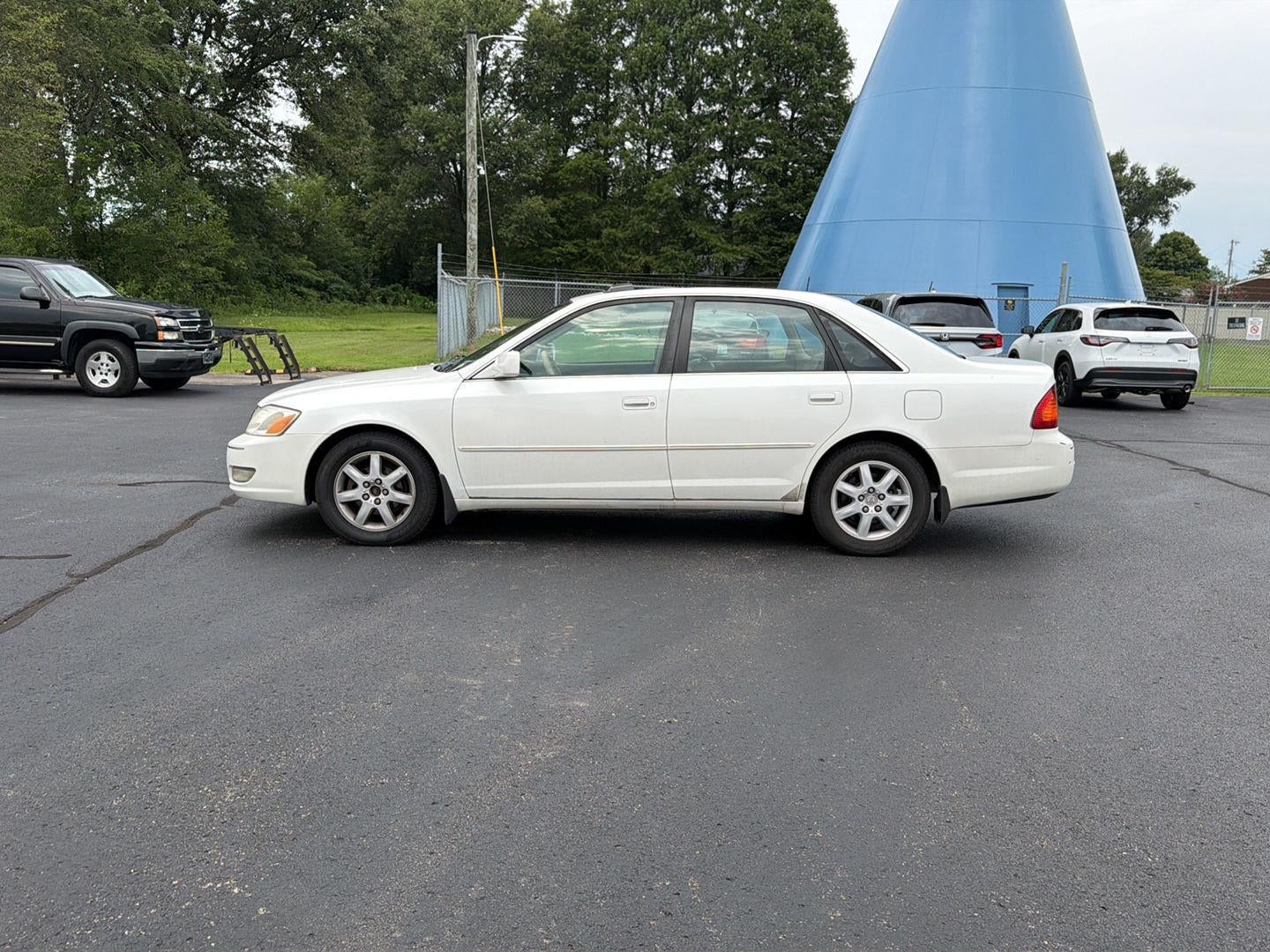 2002 Toyota AVALON XL