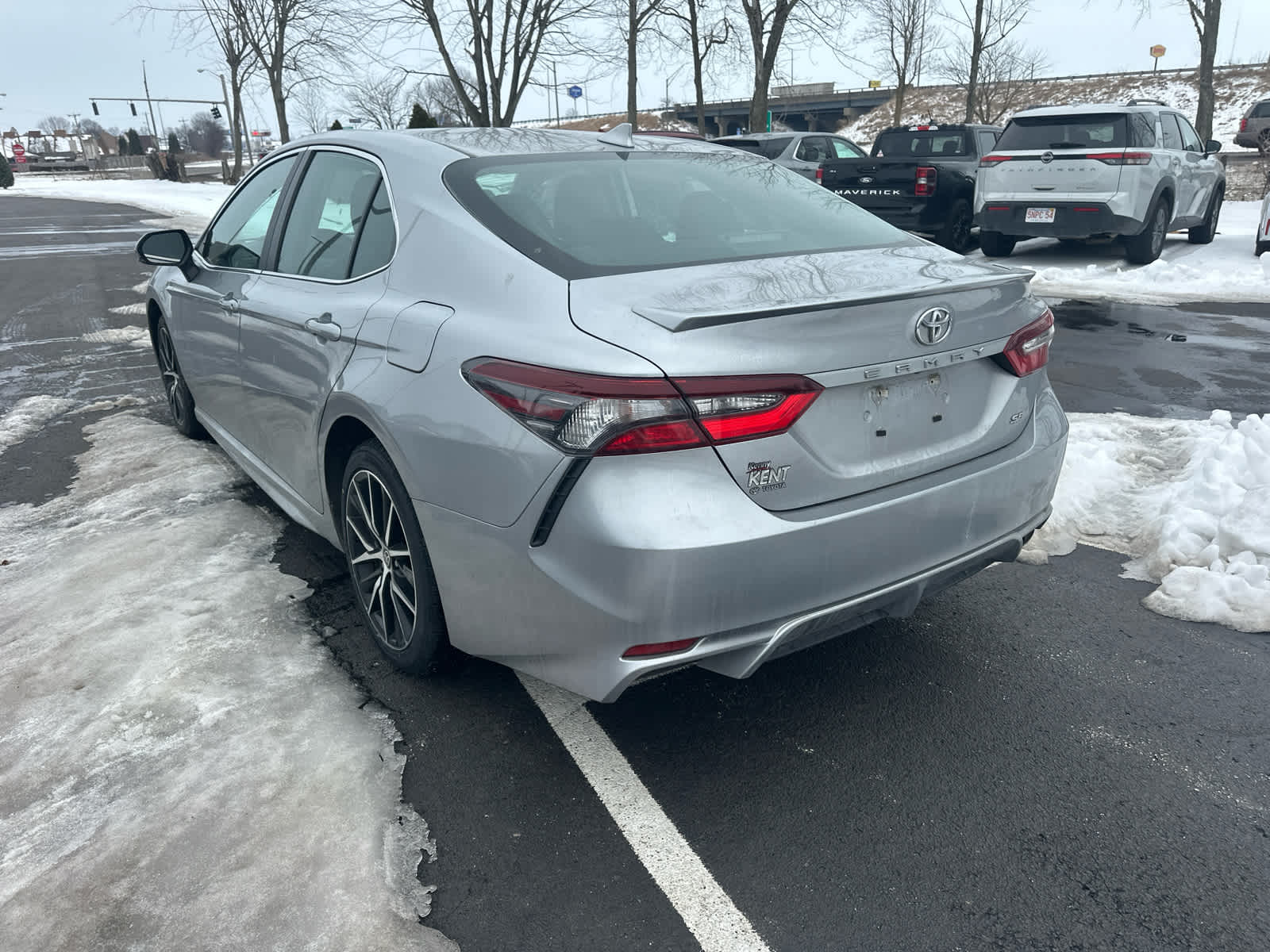 2024 Toyota Camry SE