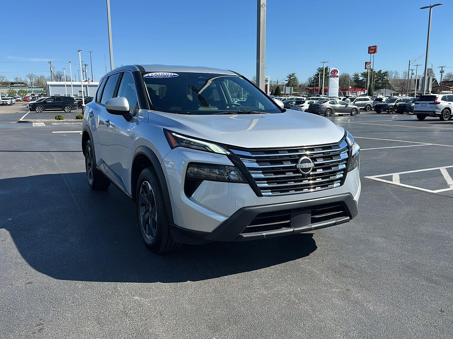 2025 Nissan Rogue SV