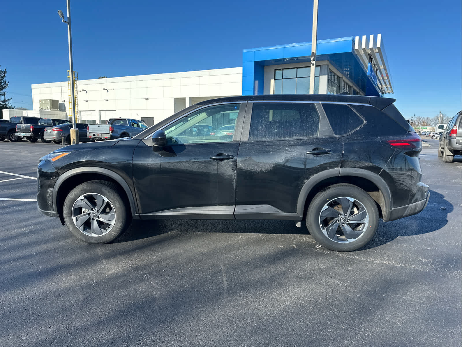 2025 Nissan Rogue SV