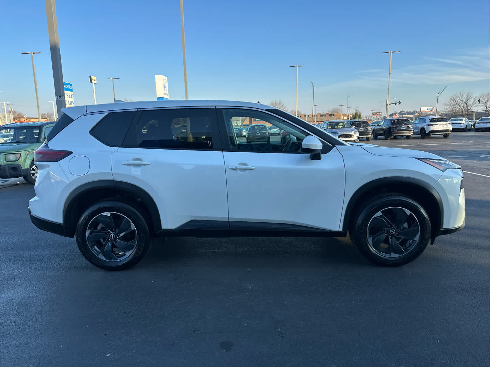 2024 Nissan Rogue SV