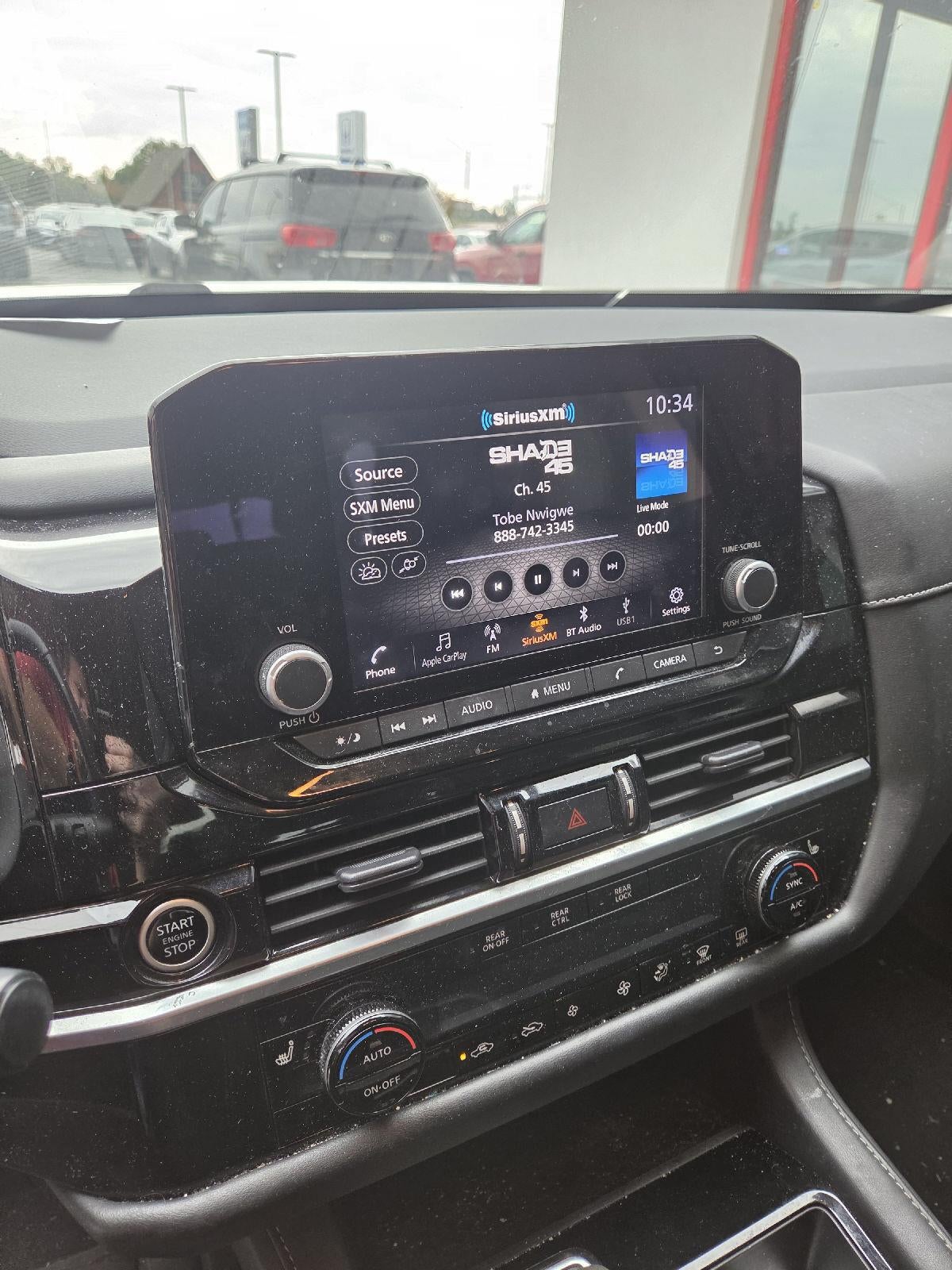 2023 Nissan Pathfinder SV
