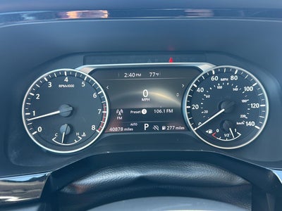 2024 Nissan Pathfinder SV