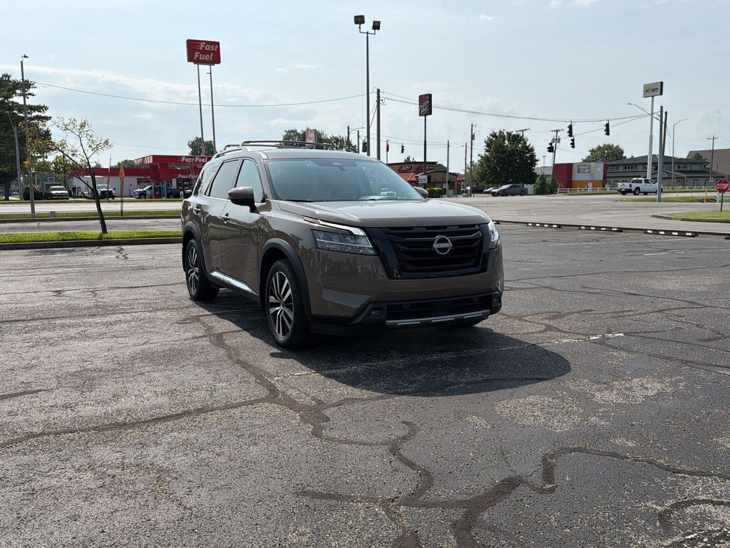 2024 Nissan Pathfinder Platinum