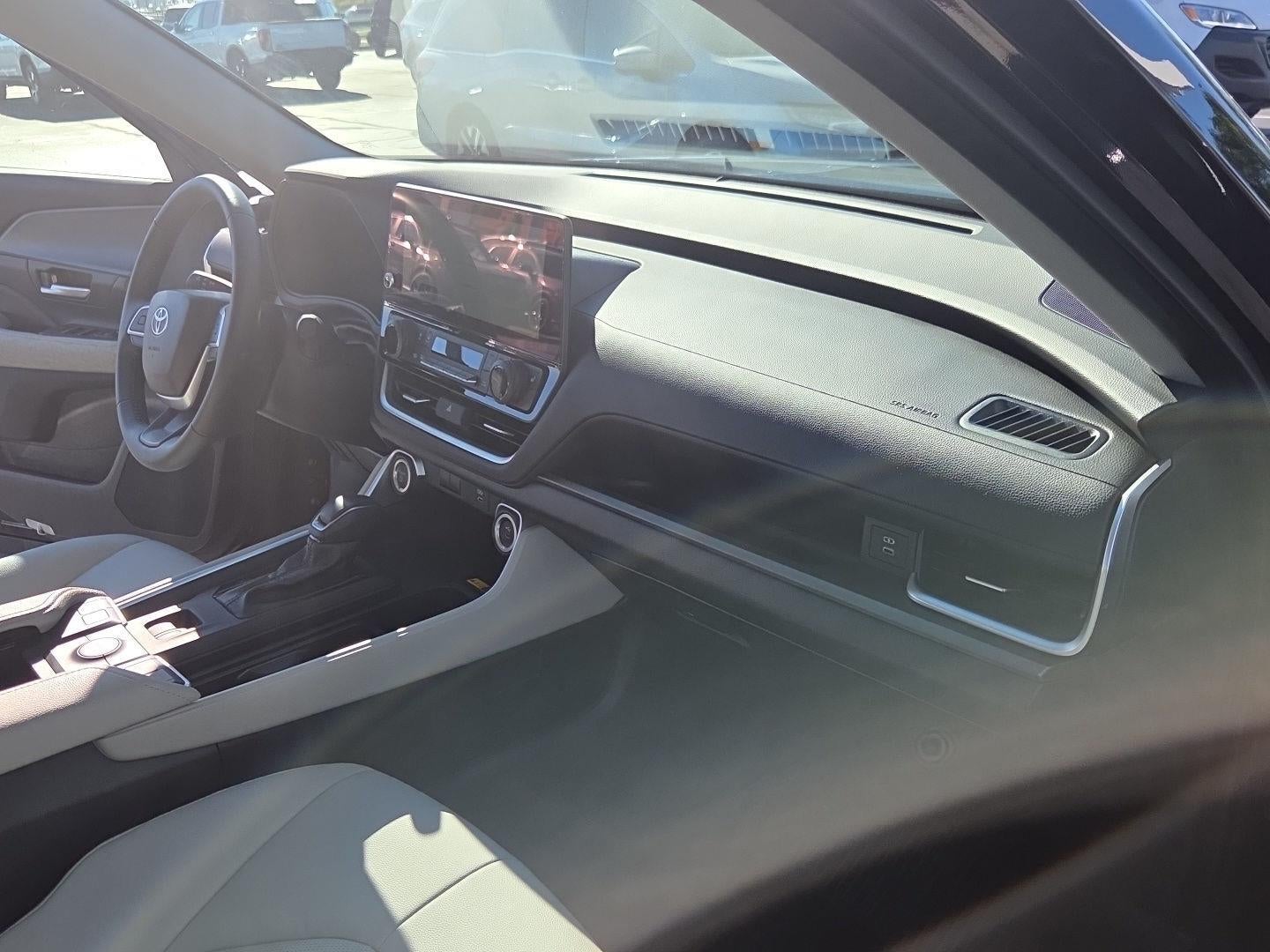 2025 Toyota Grand Highlander Hybrid XLE