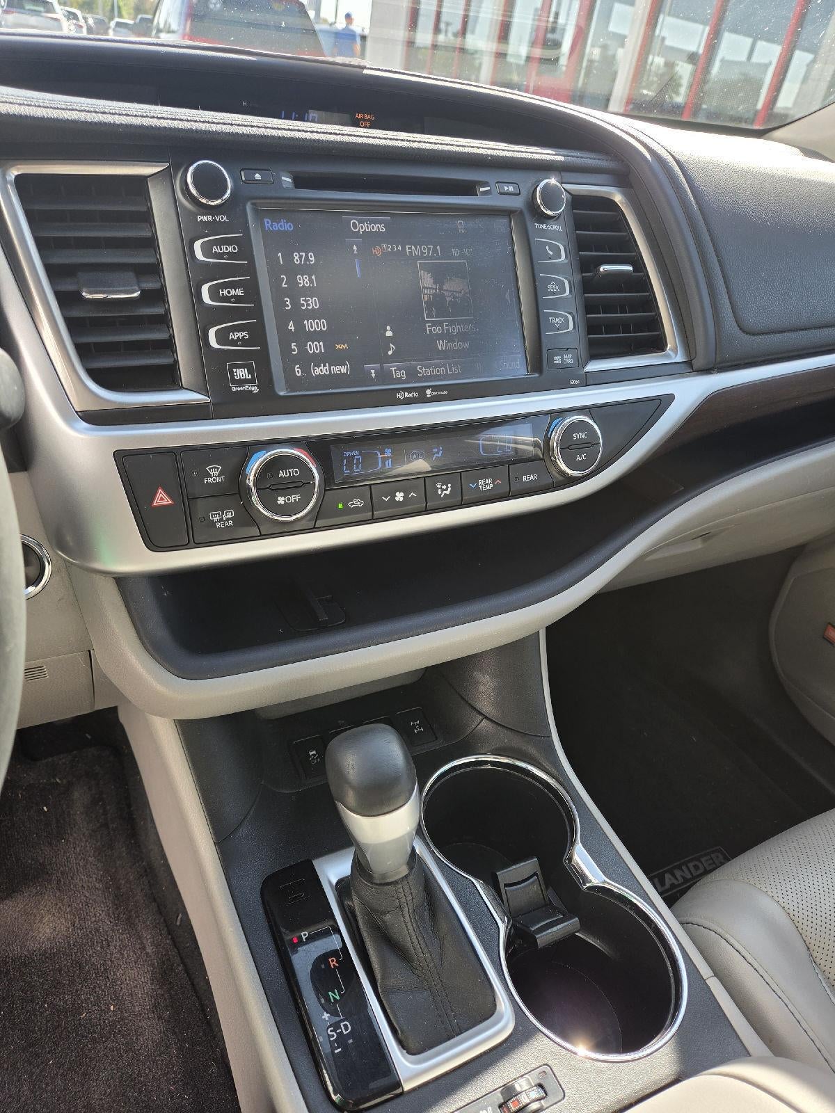 2015 Toyota Highlander Limited Platinum